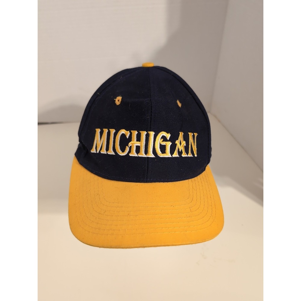 Vintage 1984 Signature Sportswear Michigan‎ Wolverines Wool Blend Cap 7 1/8